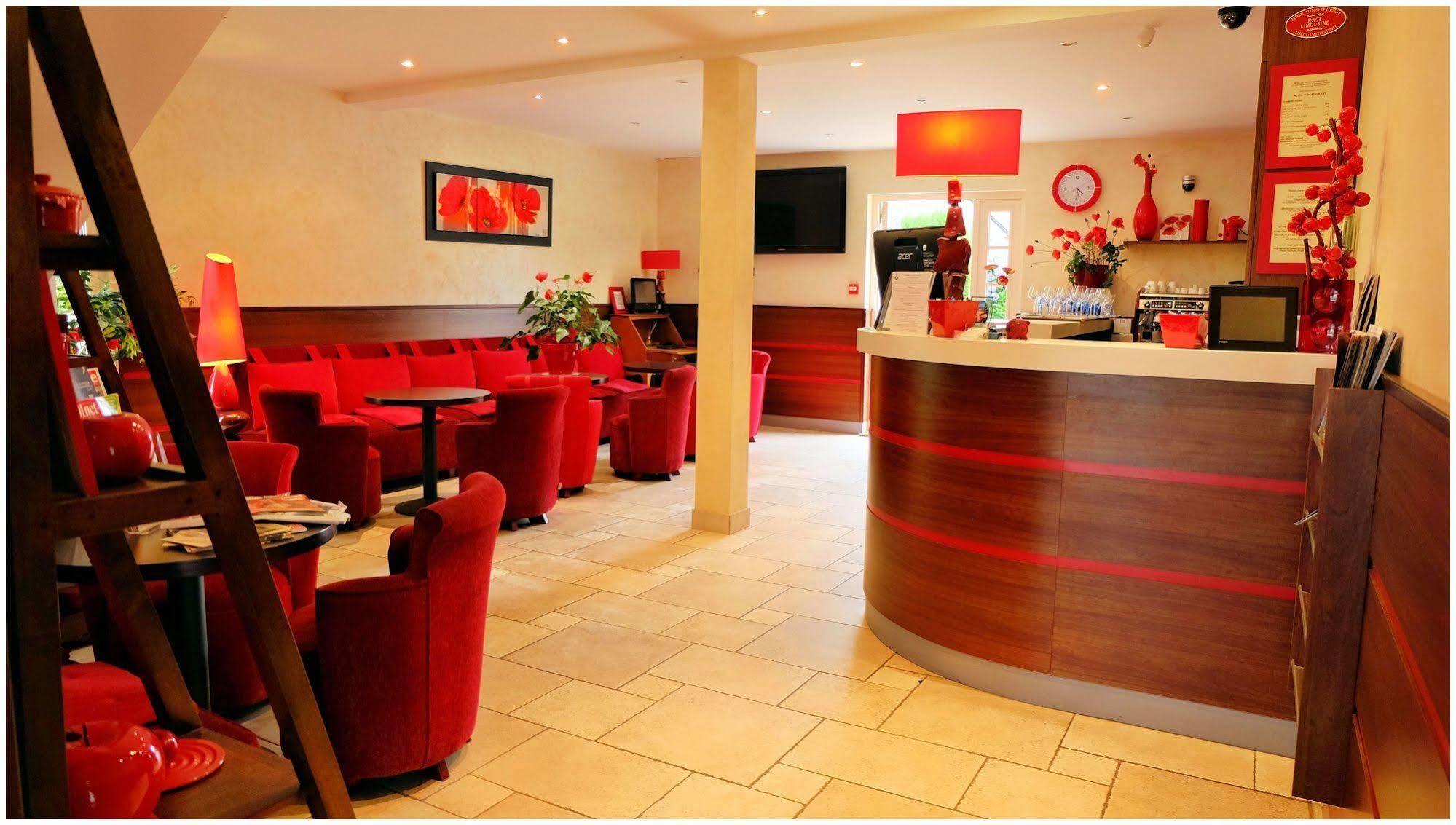 Hotel Restaurant Les Coquelicots, The Originals Relais Saint-Pardoux-l'Ortigier Luaran gambar