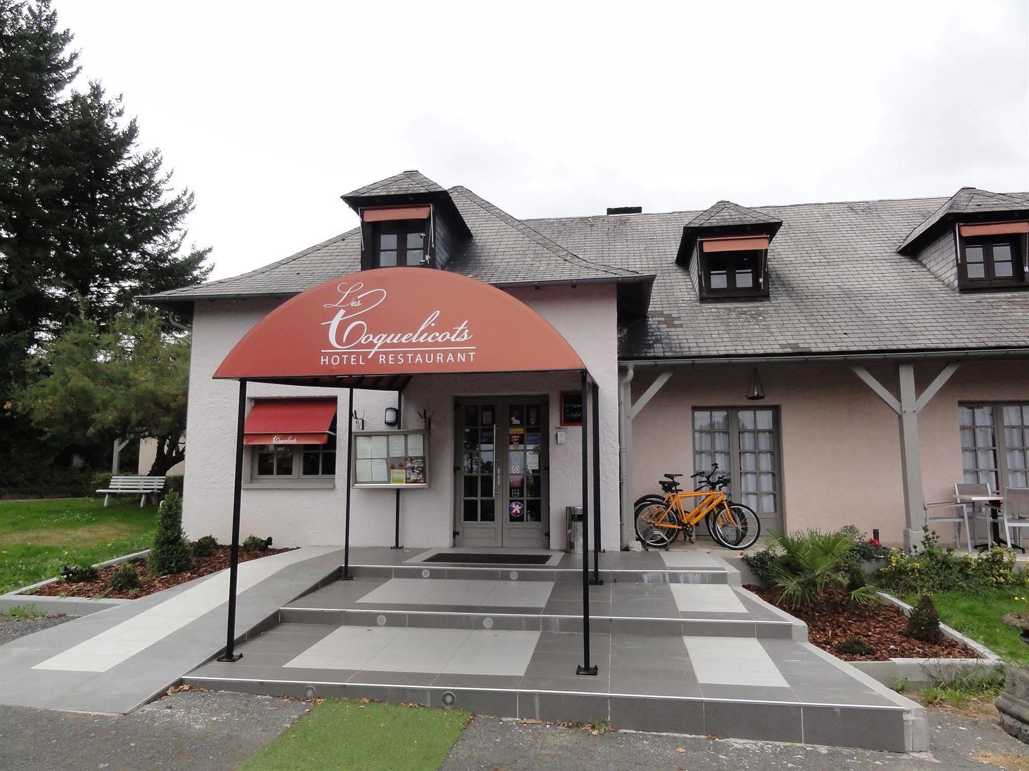 Hotel Restaurant Les Coquelicots, The Originals Relais Saint-Pardoux-l'Ortigier Luaran gambar
